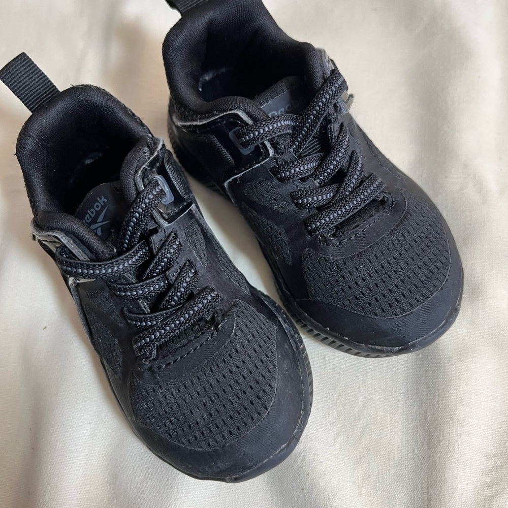 Reebok Kids Black Light Up Sneakers